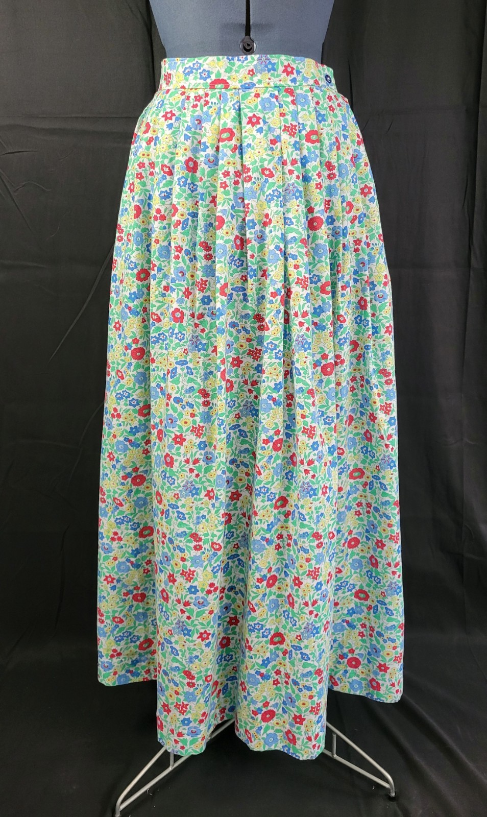 Vintage Blue/Green/Red/Yellow Floral Pleated Skirt with Side Closure Size S/M?