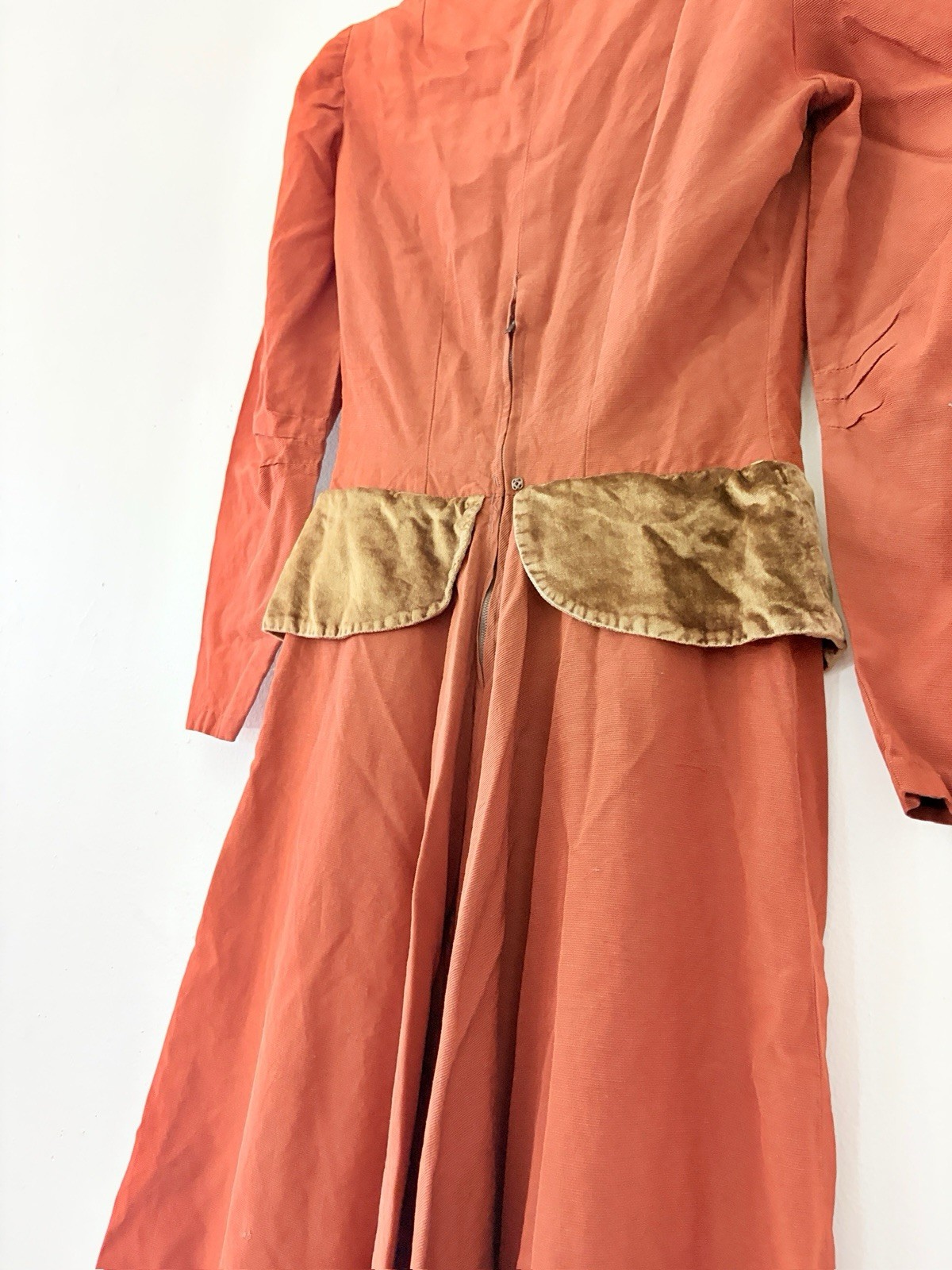 40s Rayon/Velvet Pointed Collar Long Sleeve Midi Dress Victorian Edwardian XS S