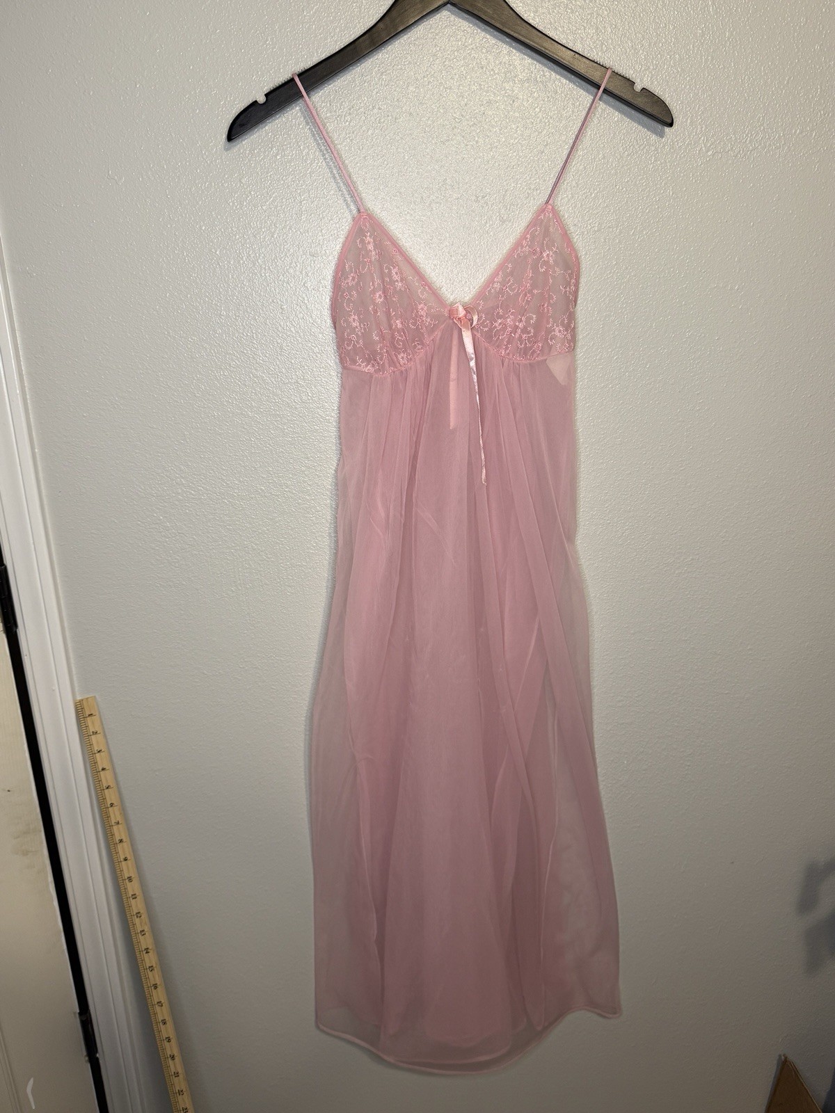 Vintage JC Penny’s Baby Pink Lace Sheer Nightgown Chemise Small 8/10 USA