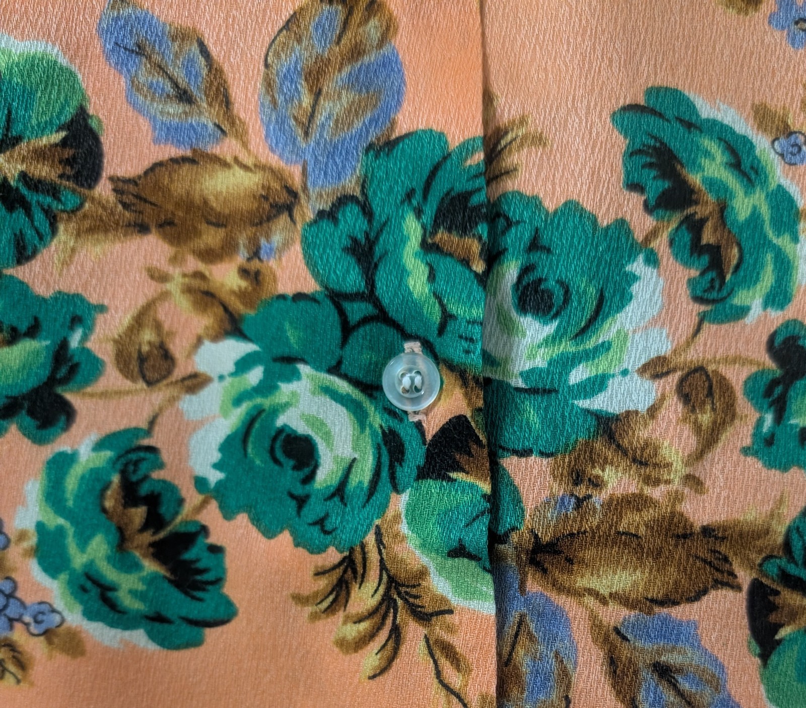 Vintage 70’s Peach Floral Sleeveless Blouse Button Down Dagger Collar M