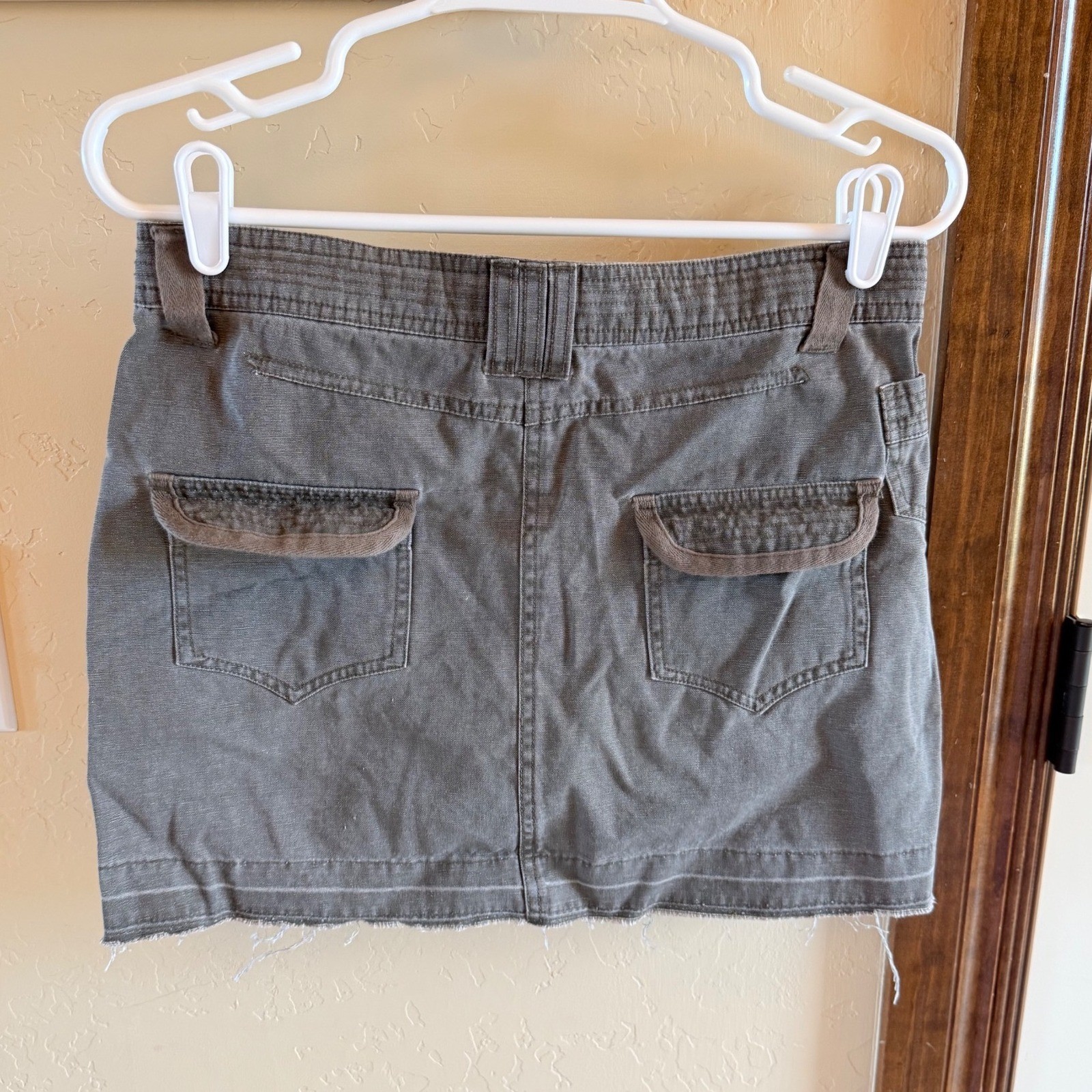 Vintage Xhilaration Cargo Mini Skirt Fits Size Medium Army khaki Green