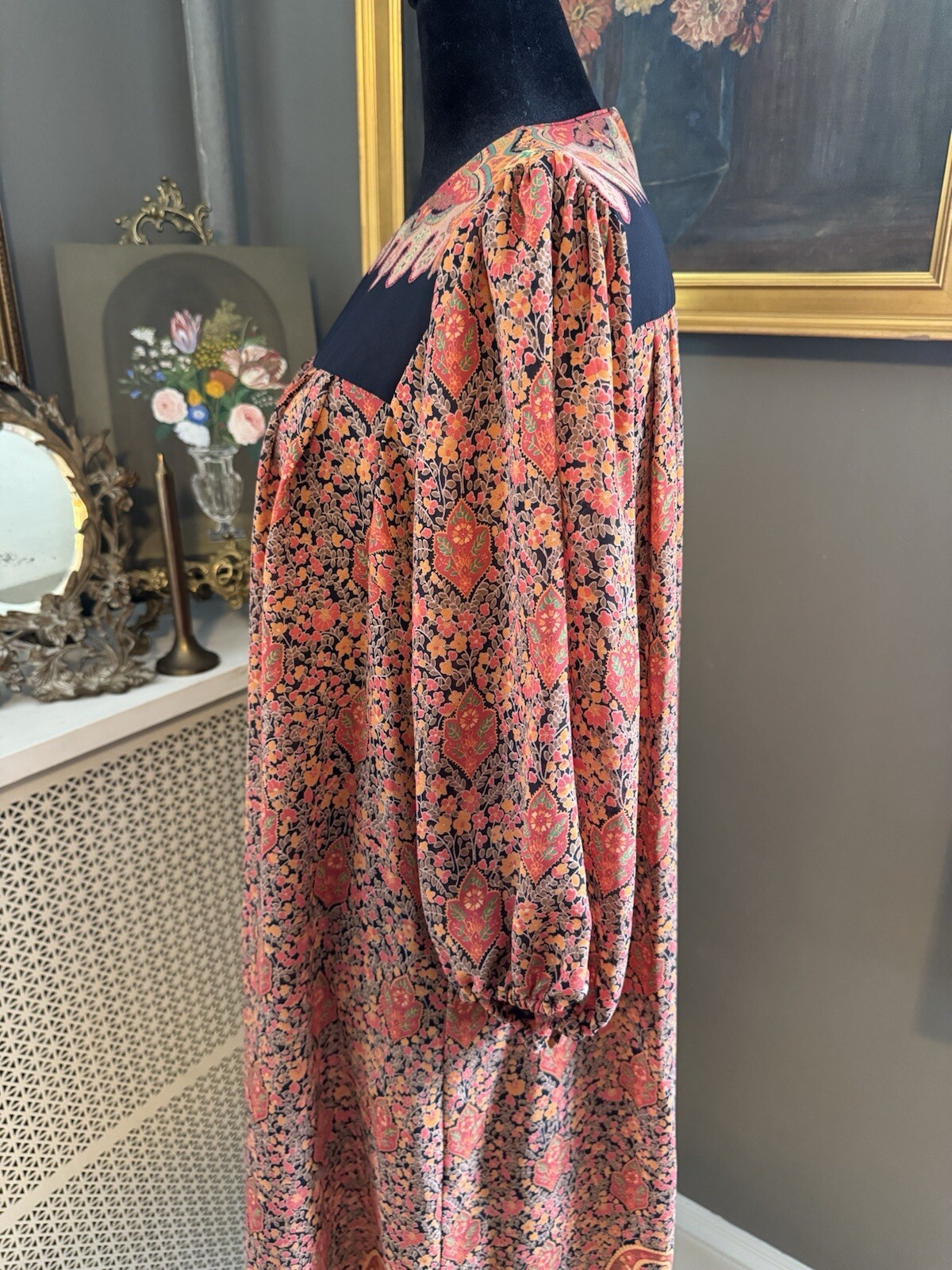 Vibrant Vintage Boho Paisley Dress 1970s? Orange Black Teal Yellow Floral