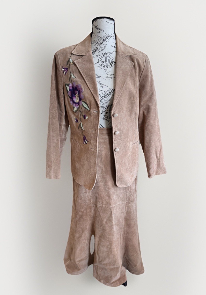 90s Brownstone Studio Leather Suede Floral Embroidered Boho Jacket & Skirt 10