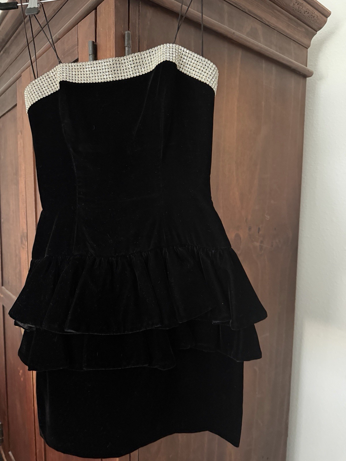 Women’s Vtg Strapless Black Velvet Dress Big Bow Rhinestones Size XS 80’s 90’s