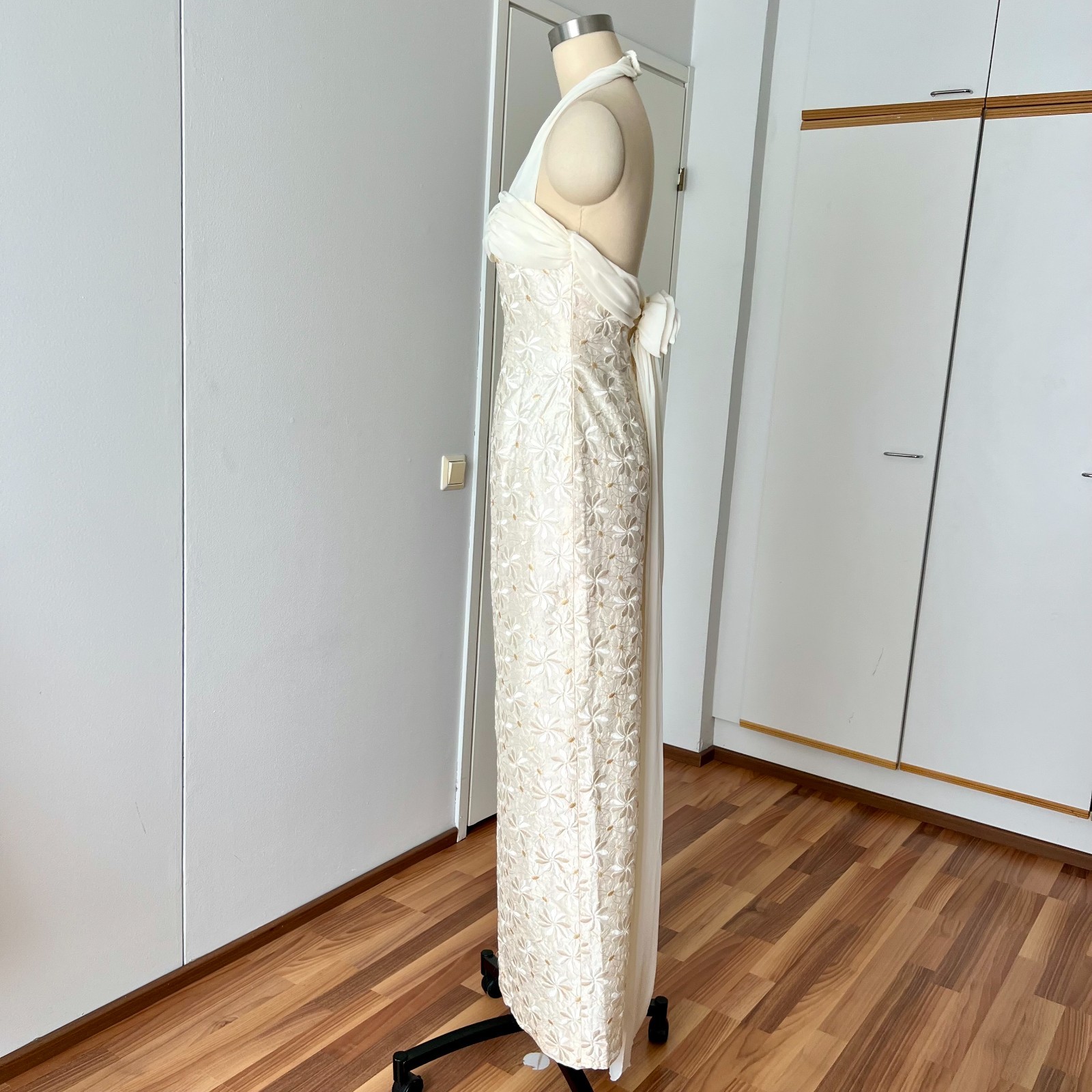 100% Silk Vintage Halter Neck Wedding Dress Minimalist Backless Bridal Gown EU38
