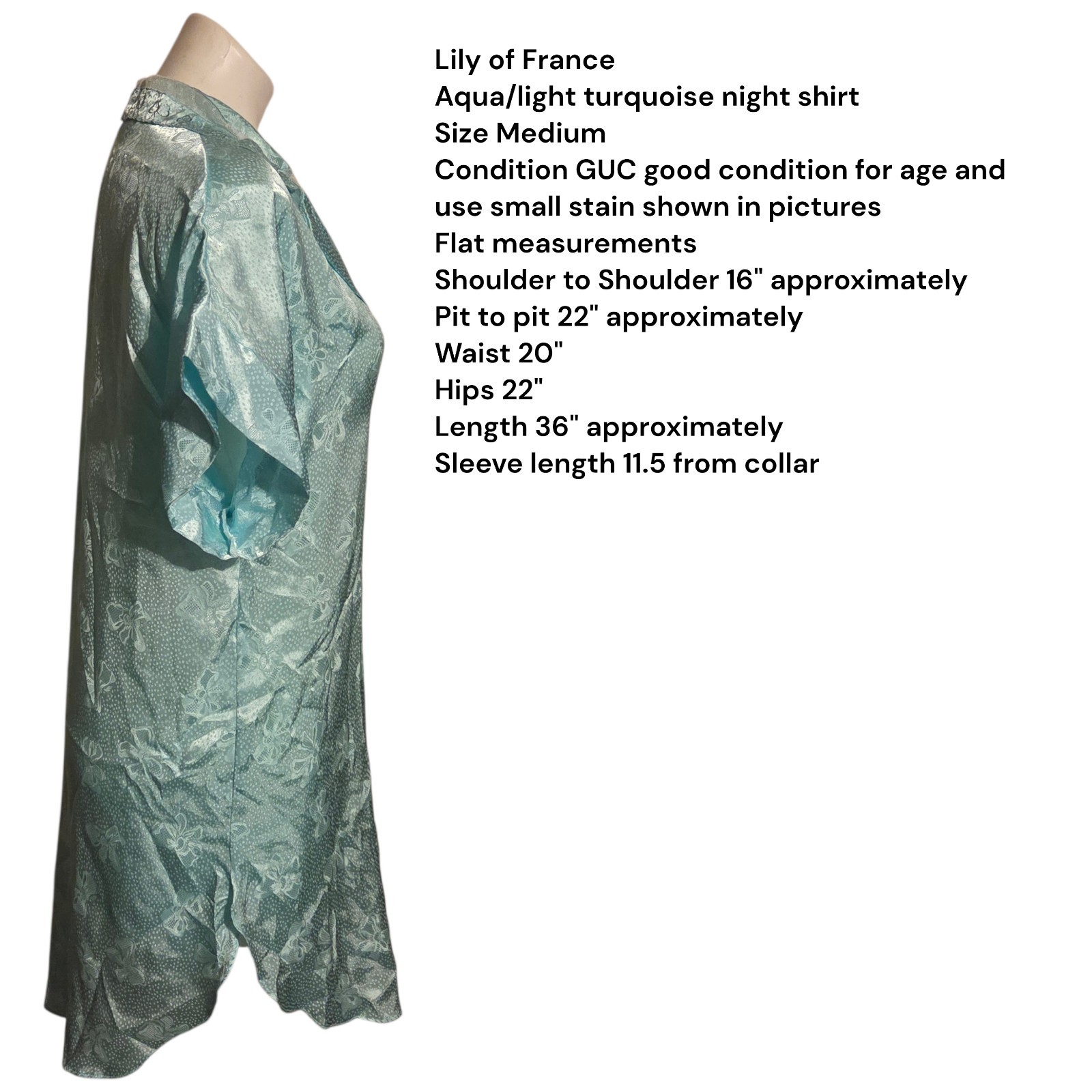 Vintage Lily Of France Sleepwear Medium Blue Nightgown Bow Pattern Embroidered