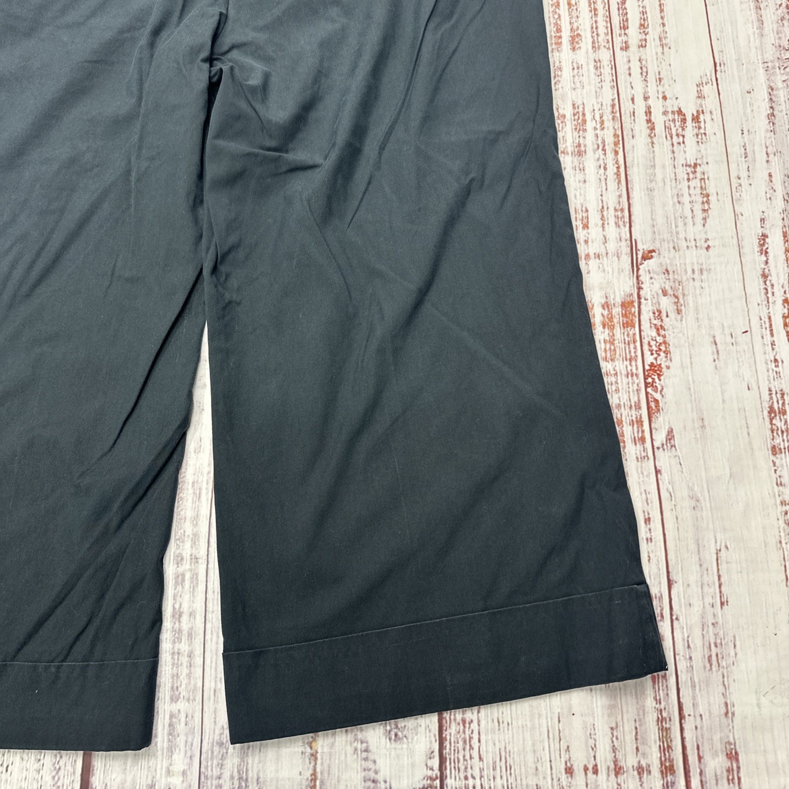 Vintage Y2K New York & Company Capri Pants Women’s Sz 12 Black Wideleg Stretch