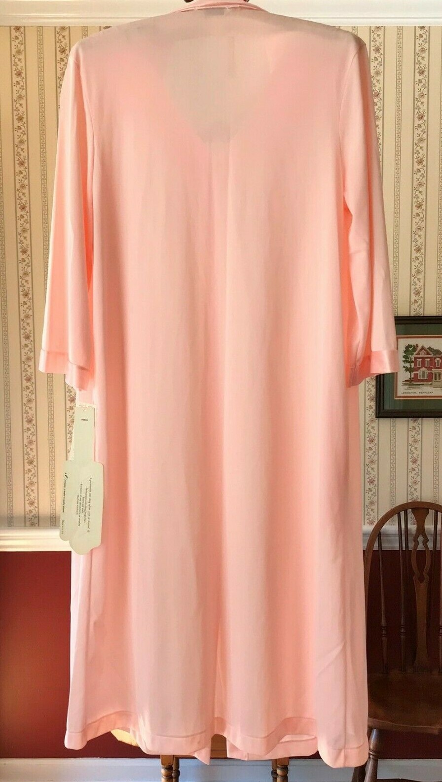 NWT Vintage Vanity Fair Pink Robe Button Up Silky Antron III Anti-Cling XS *Read