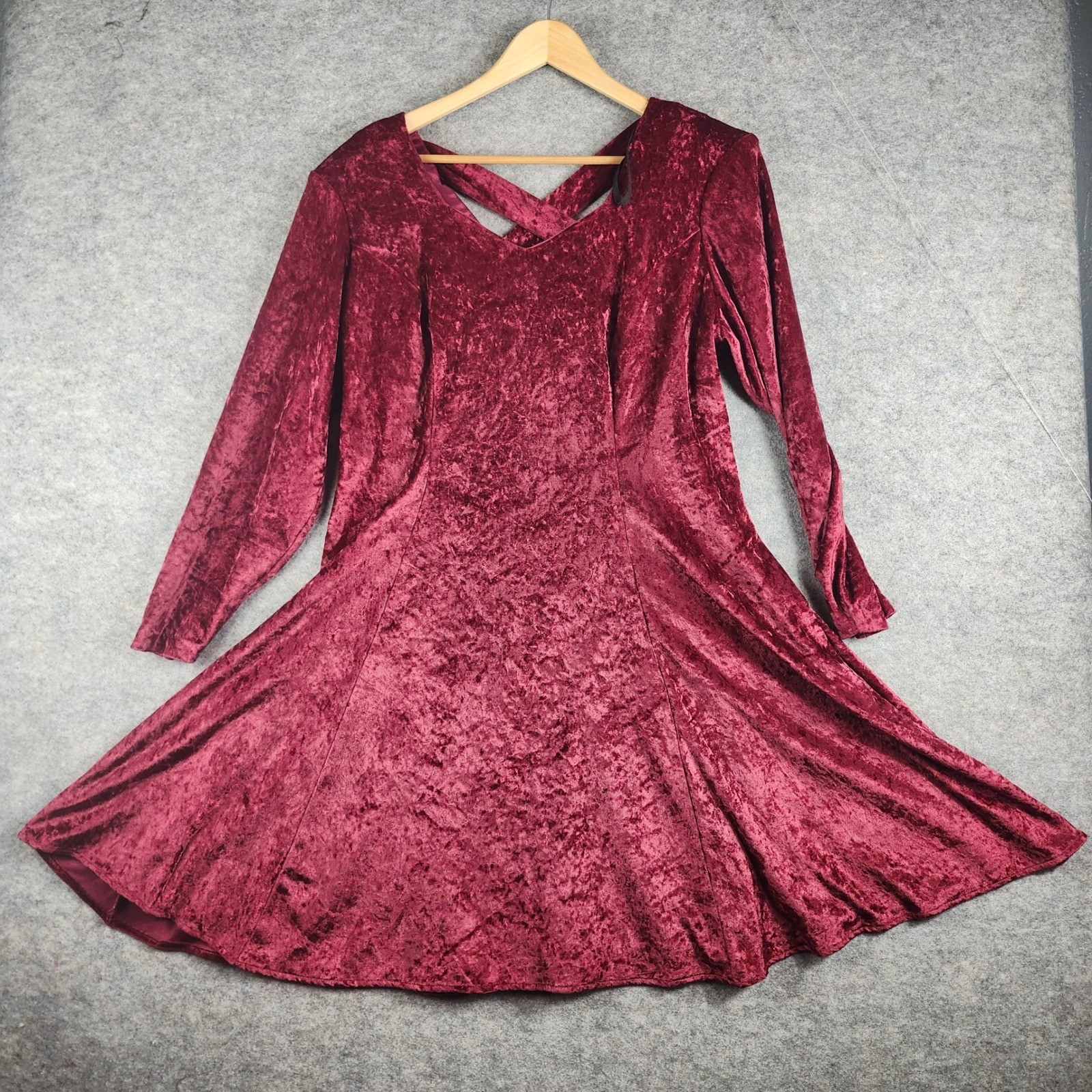 VTG Adrian Jordan Velvet Skater Dress Womens 14 Burgundy Criss Cross Back V-Neck