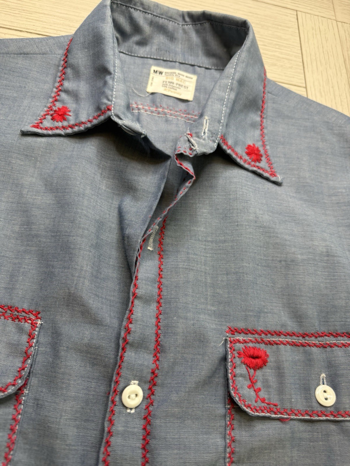 Vtg 60s Penney’s Big Mac Chambray Red Chain Stitched Flower Embroidered Shirt M