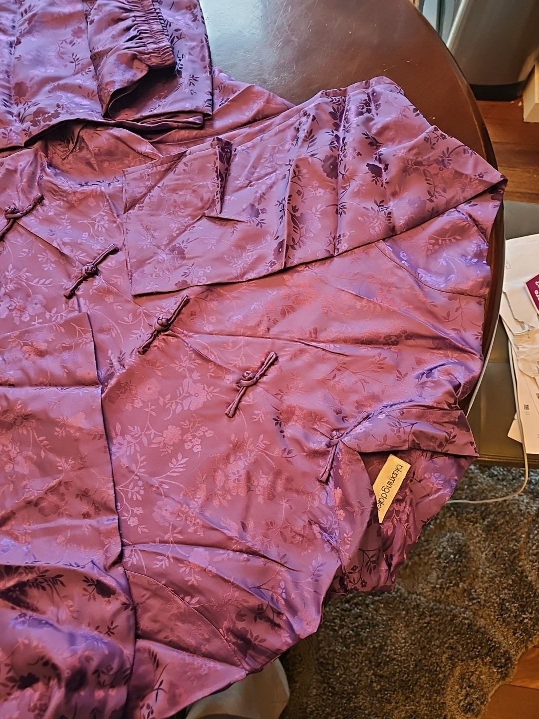 New Vintage Bloomingdale’s Oriental 2 Piece Long Sleeve Pajama Set Purple Floral