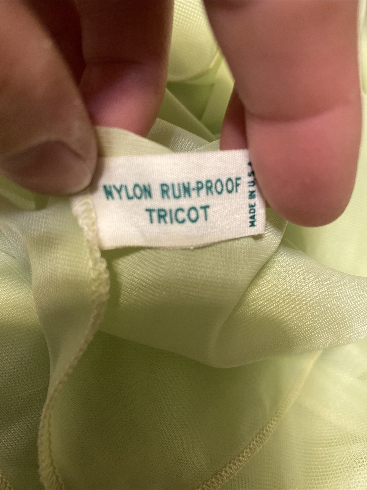 Vintage Munsingwear Size 36 Pale Green Nylon Tricot Lace Sheer Nightgown Nightie