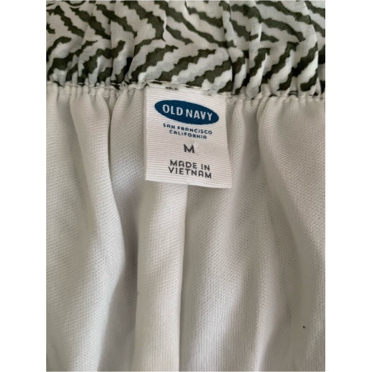 Old Navy Cream and Hazel Green Patterned A-Line Mini Skirt Medium Lined
