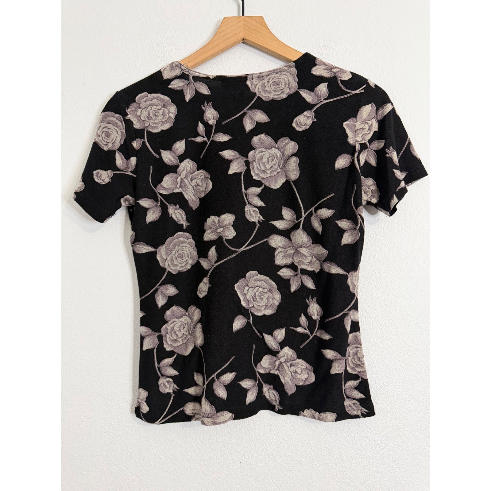 Vintage 90’s Frazier Lawrence – Black and Silver Rose Floral Top Size M