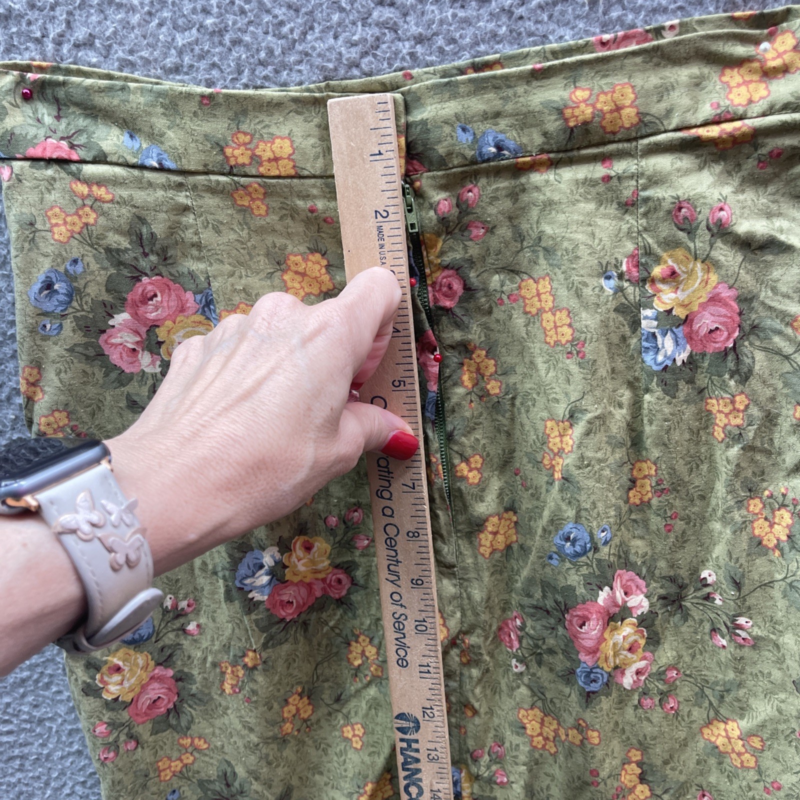 Vintage 1970s Floral Plaid Boho Ruffle Hem A Line Maxi Skirt Metal Zipper