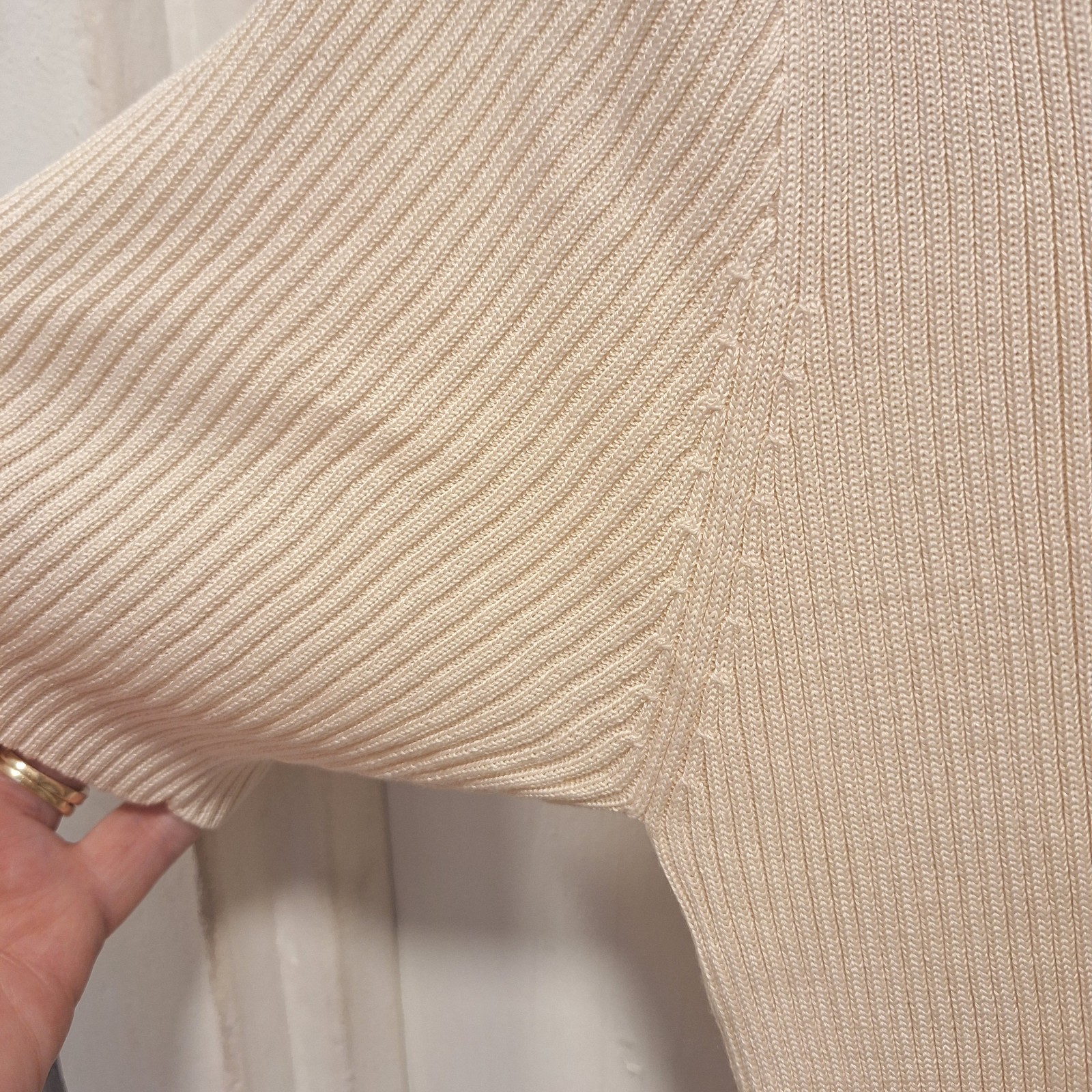Vintage Robert Scott 100% Silk Cream Ribbed Short Sleeve Quiet Luxury capsule