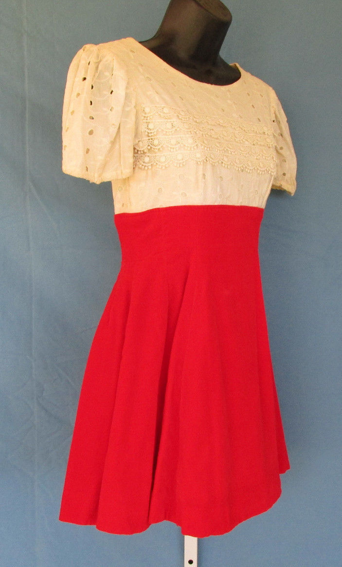 VINTAGE 1950s 60s YOUNG VIEWPOINT DRESS CREAM RED VELVET LACE EMBROIDERY CUTOUTS