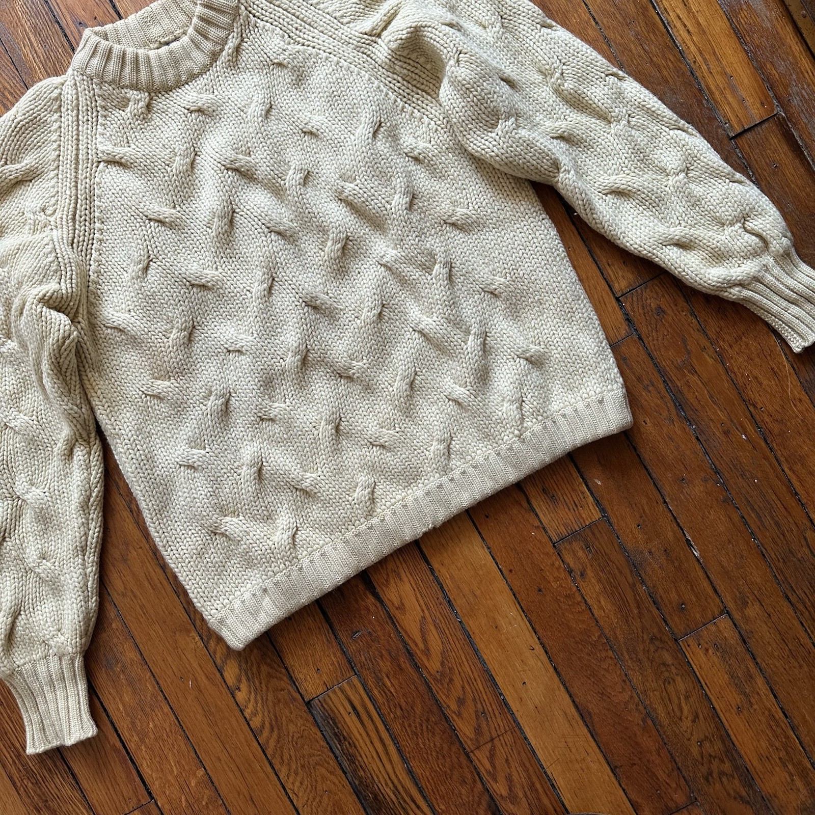 Vtg ALDO Gerick Handmade Cable Knit 100% Wool Sweater Women Medium Yellow Cream