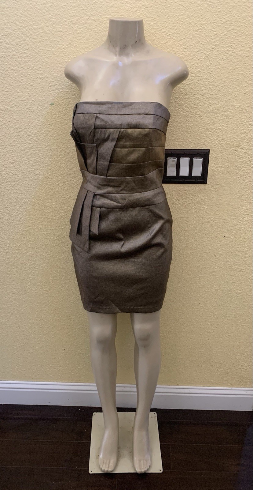 VTG NWT Mint Jessica McClintock Size 12 Golden Color Strapless Mini Dress