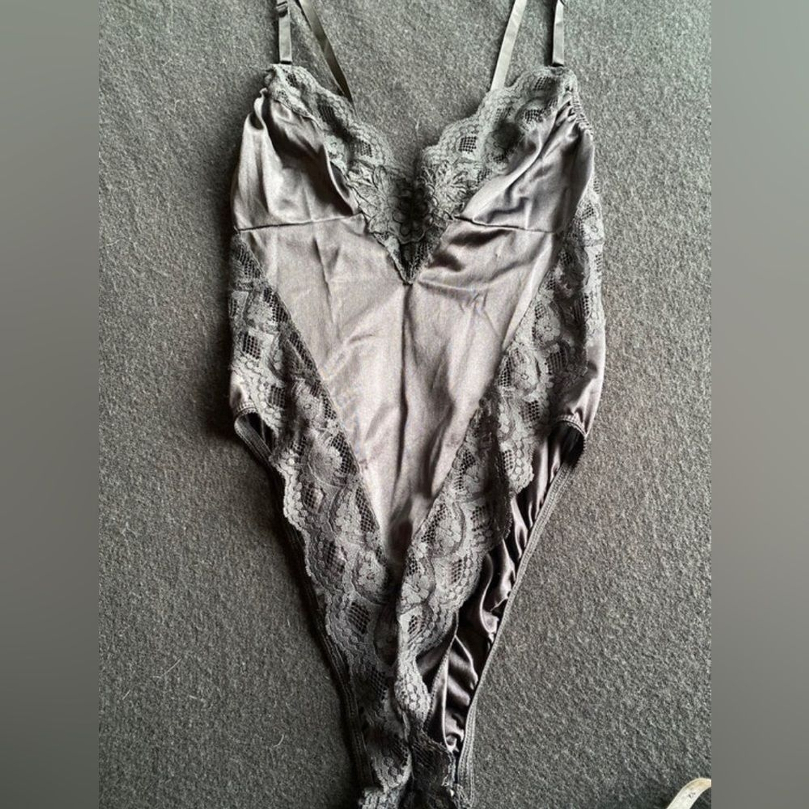 Vintage Lady Manhattan Black Lace Snap One Piece Bodysuit Top! Medium.