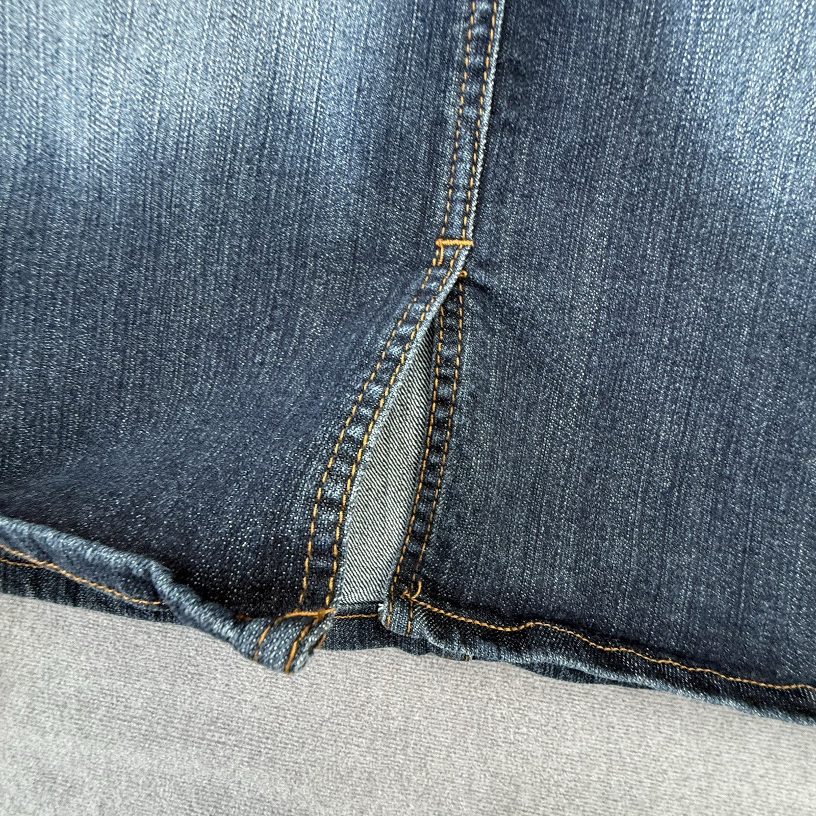 Quality Apparel Women’s Skirt Size 21/22 Jean Skirt Blue Denim