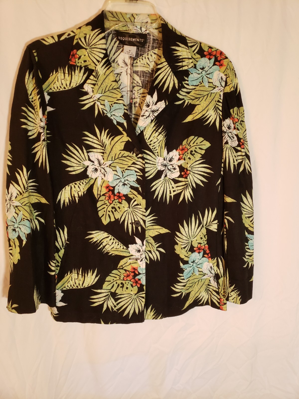 Women’s Requirements Black Floral Blazer Size 8 (1414)