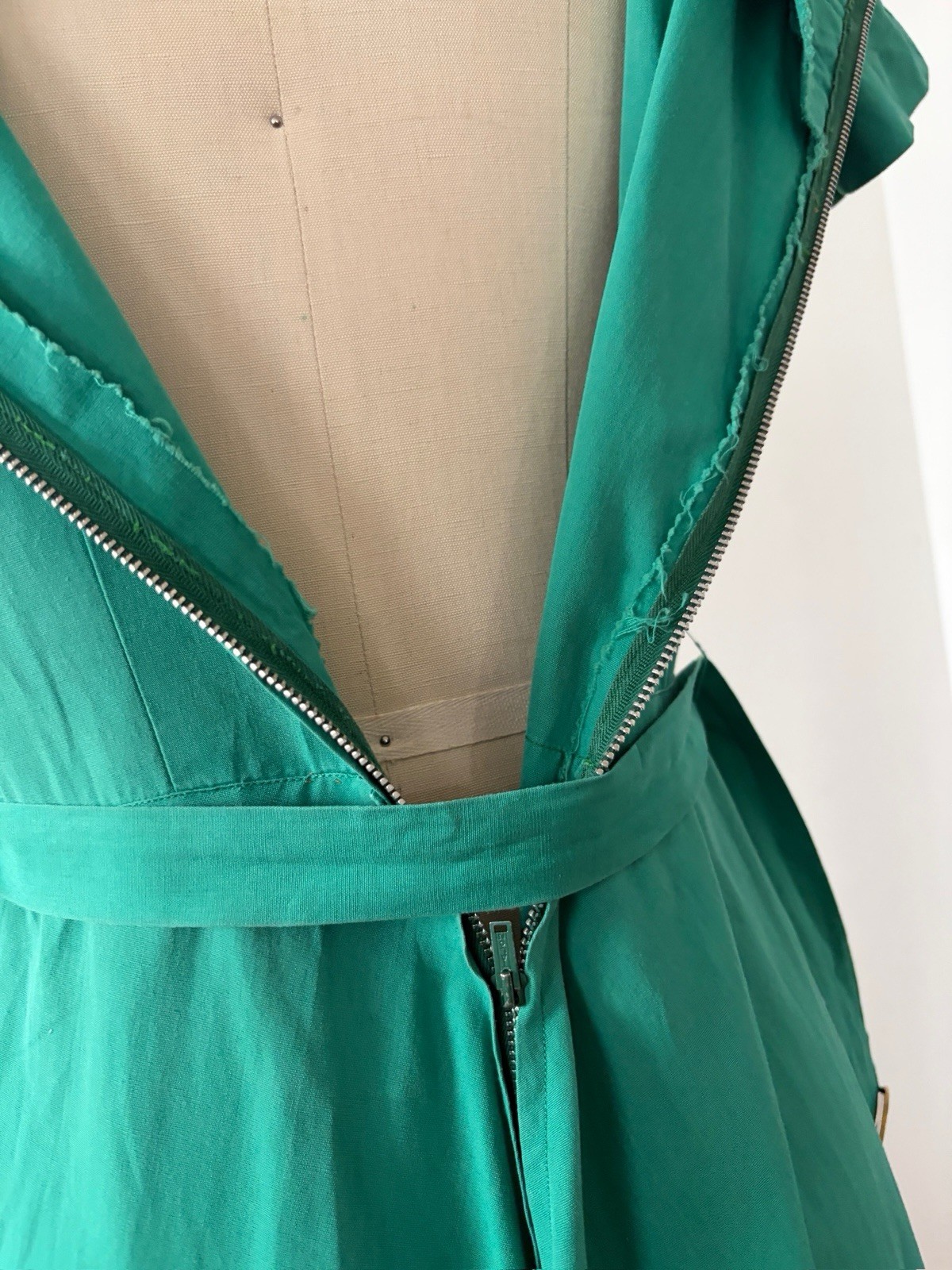 1950s Jade Green Polished Cotton Day Dress Midi Bateau Neck Crest Buttons Resort