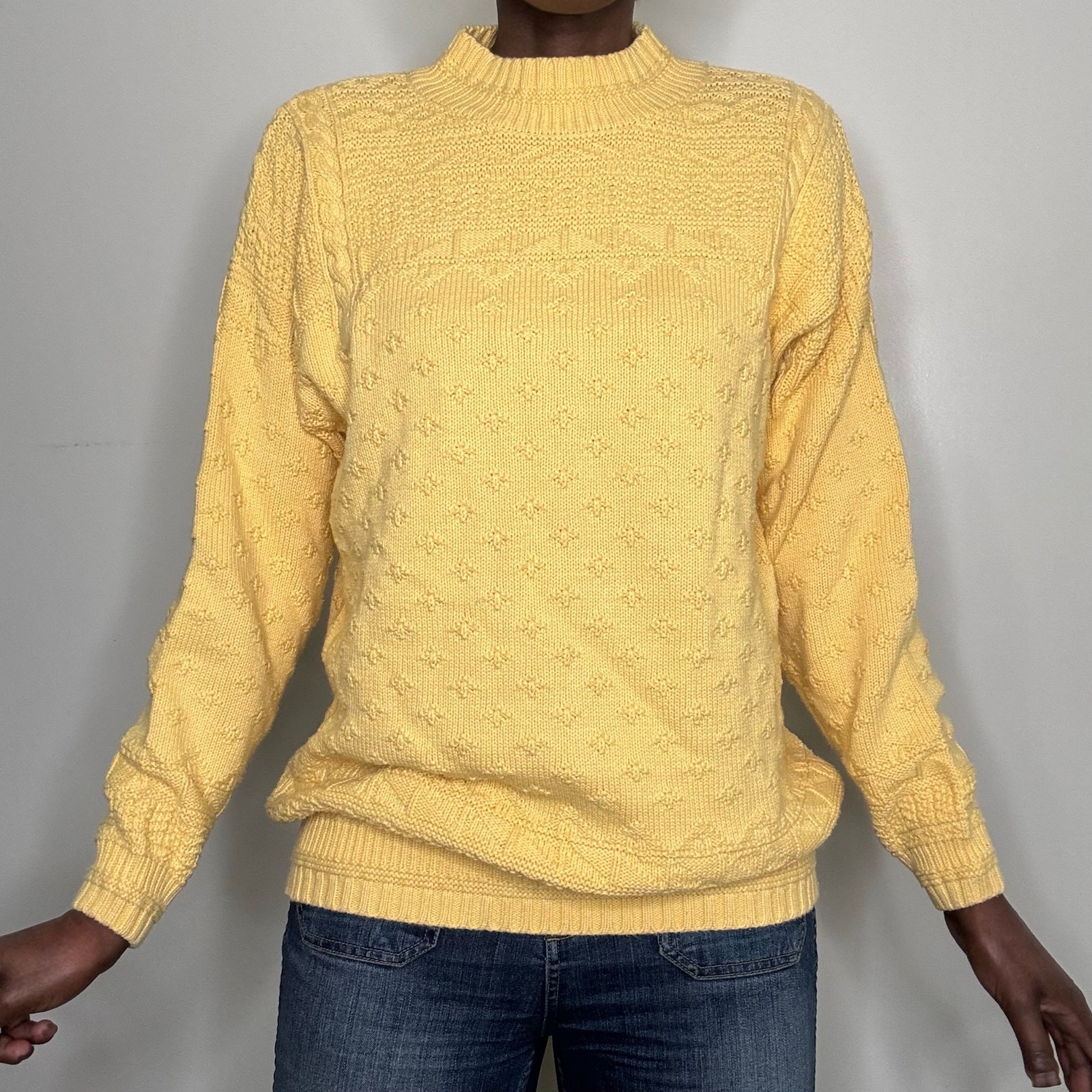 VTG 80s 90s LizWear Butter Yellow Textured Cotton Sweater Jumper Size Medium