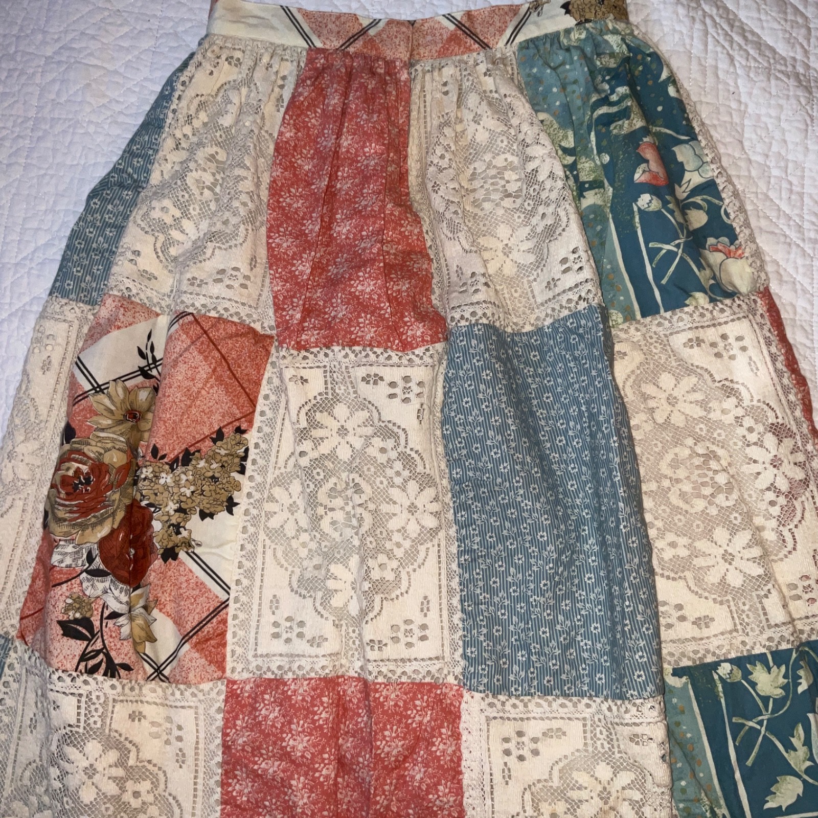 Vintage Womens Skirt size S 6 ? vintage 70s cotton patchwork long peach blue
