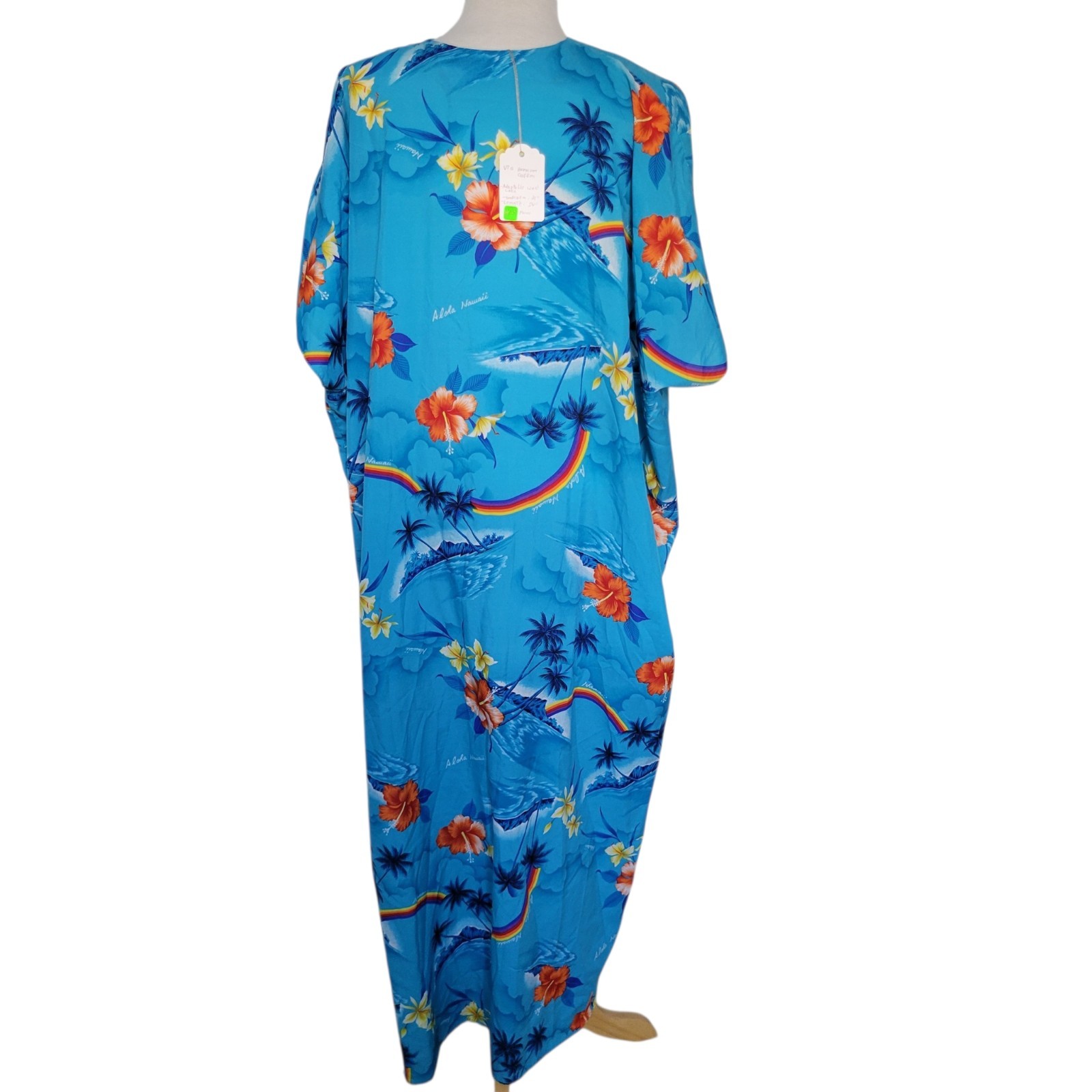 VTG 70s Hawaiian Muumuu Mrs. Roper Caftan, Angel Wing Sleeve resort One Size