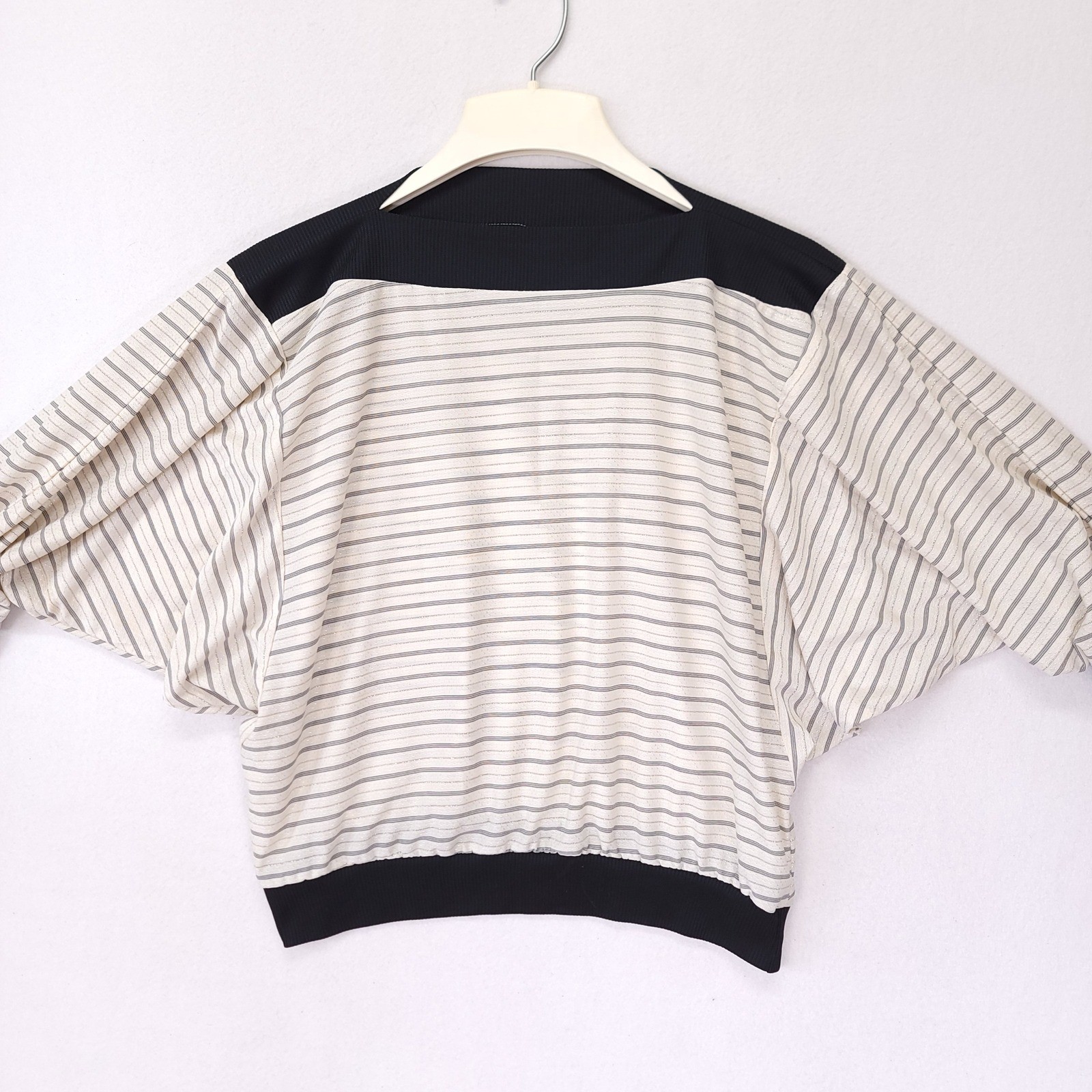 Vintage ReAction Plus California Batwing Striped Metallic Lurex Top Black Cream