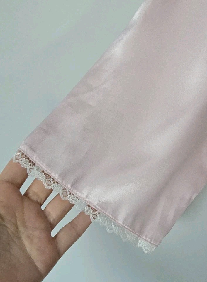 Vtg 90’s Oscar De La Renta Pale Pink Liquid Satin Nightgown Lace Trim! XS