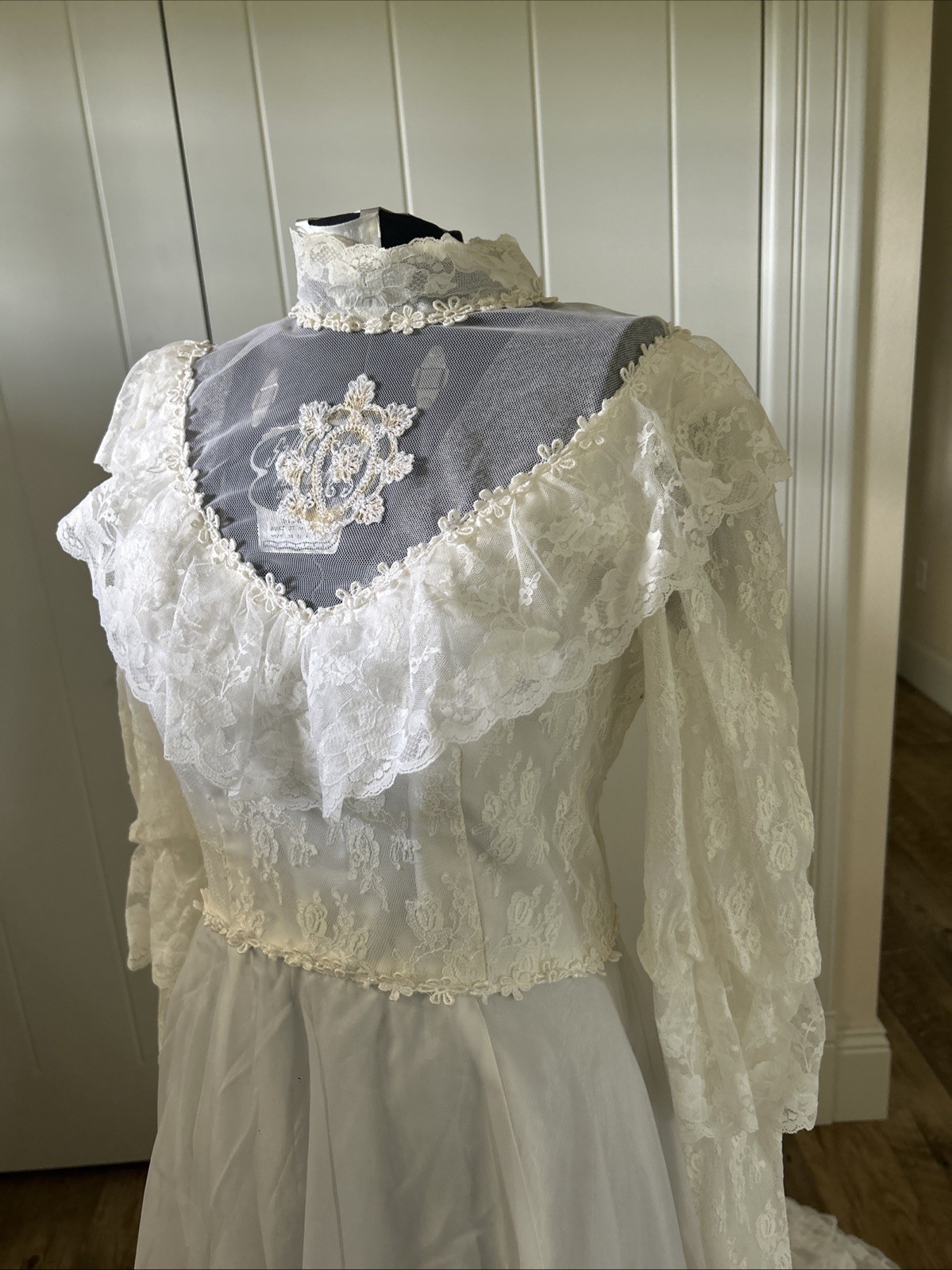 Vintage 1970’s Victorian Prairie Style White Wedding Dress Chiffon Over Satin