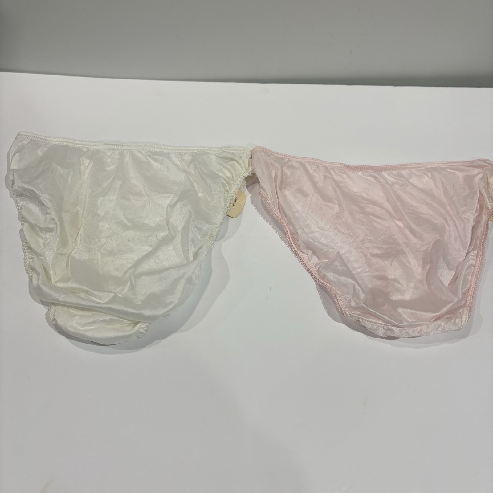 Vtg VICTORIAS SECRET Satin Panties Lot Gold Crown Label Lace Hi Cut NWT Sz L