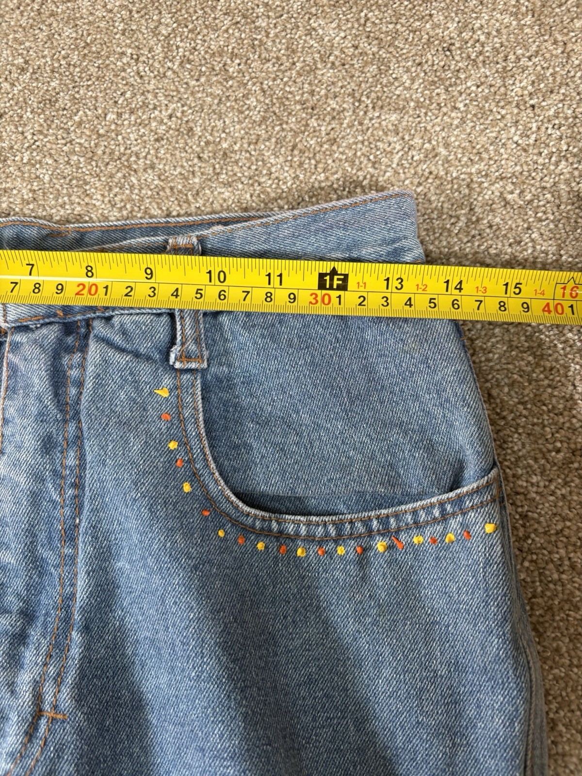 Vintage Ever Blue Womens Jeans W/ Puffy Paint Medium Wash Straight Leg Denim 90s