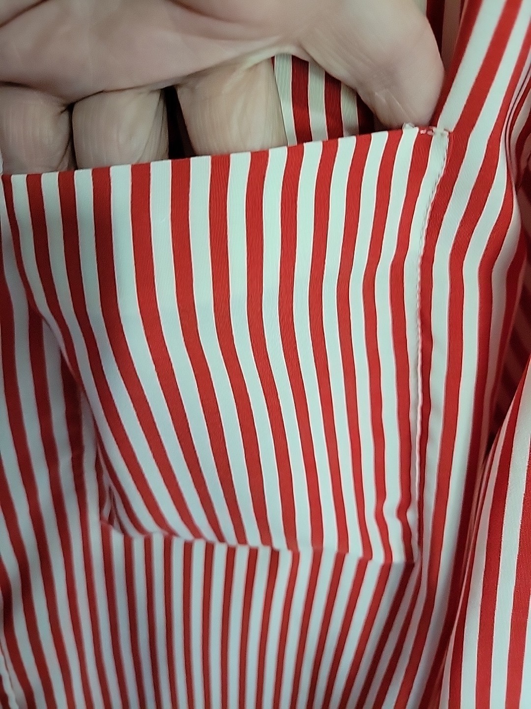 Vintage Women’s Blouse Top SIZE 8 red & White Stripe SK & CO Polyester Fabric