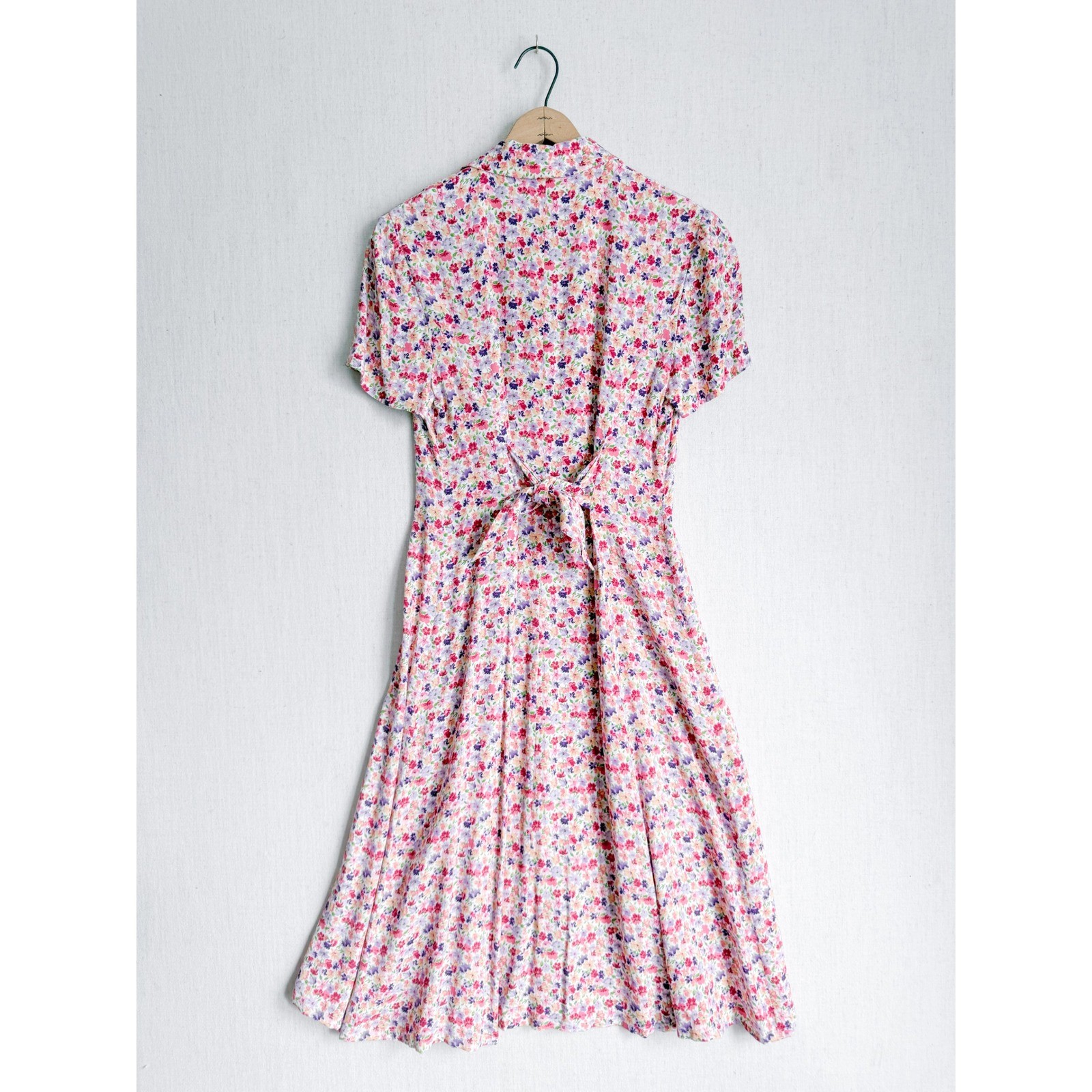 Maggy London Petites Vintage Floral Shirt Dress Pink Purple Rayon Midi Size 4P