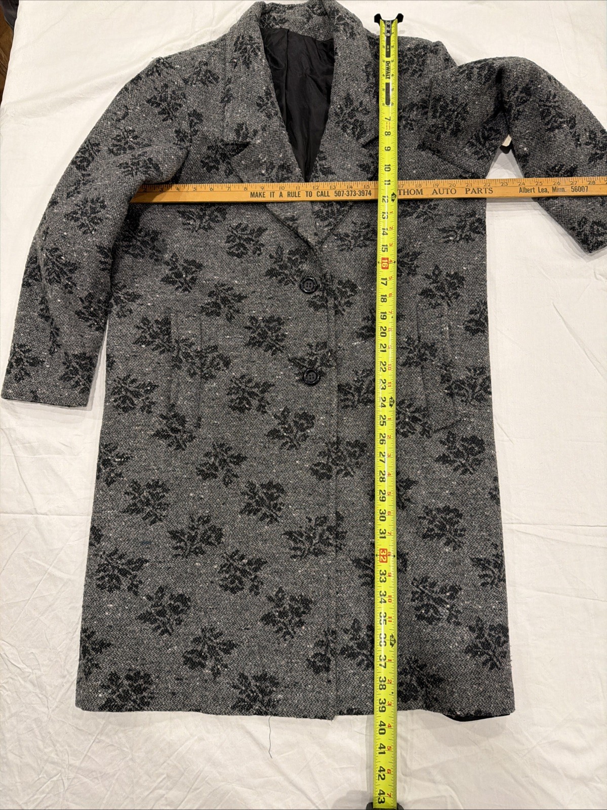 Vintage 80’s? Grey And black Floral Wool Oversized Coat Betsy B. Women’s M/L