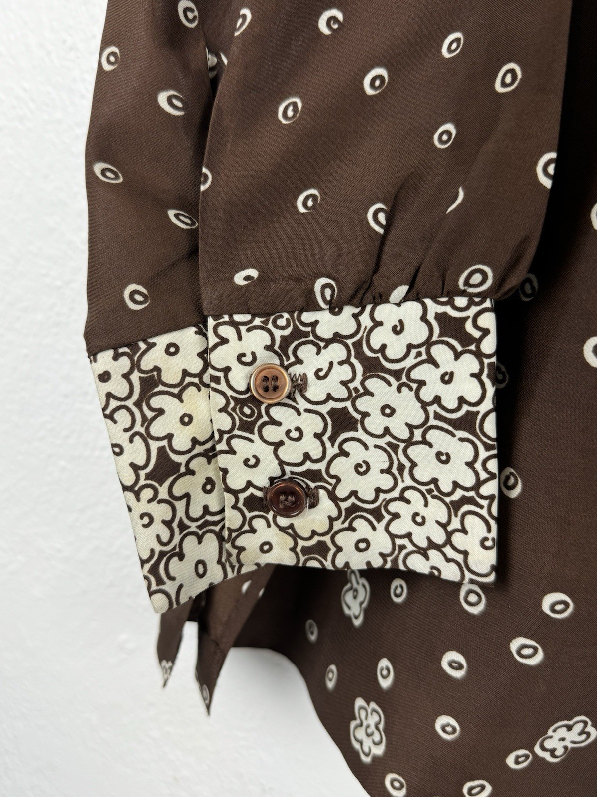 Vintage 1970s Blousemaker Lady Arrow Brown Floral Button Up Shirt