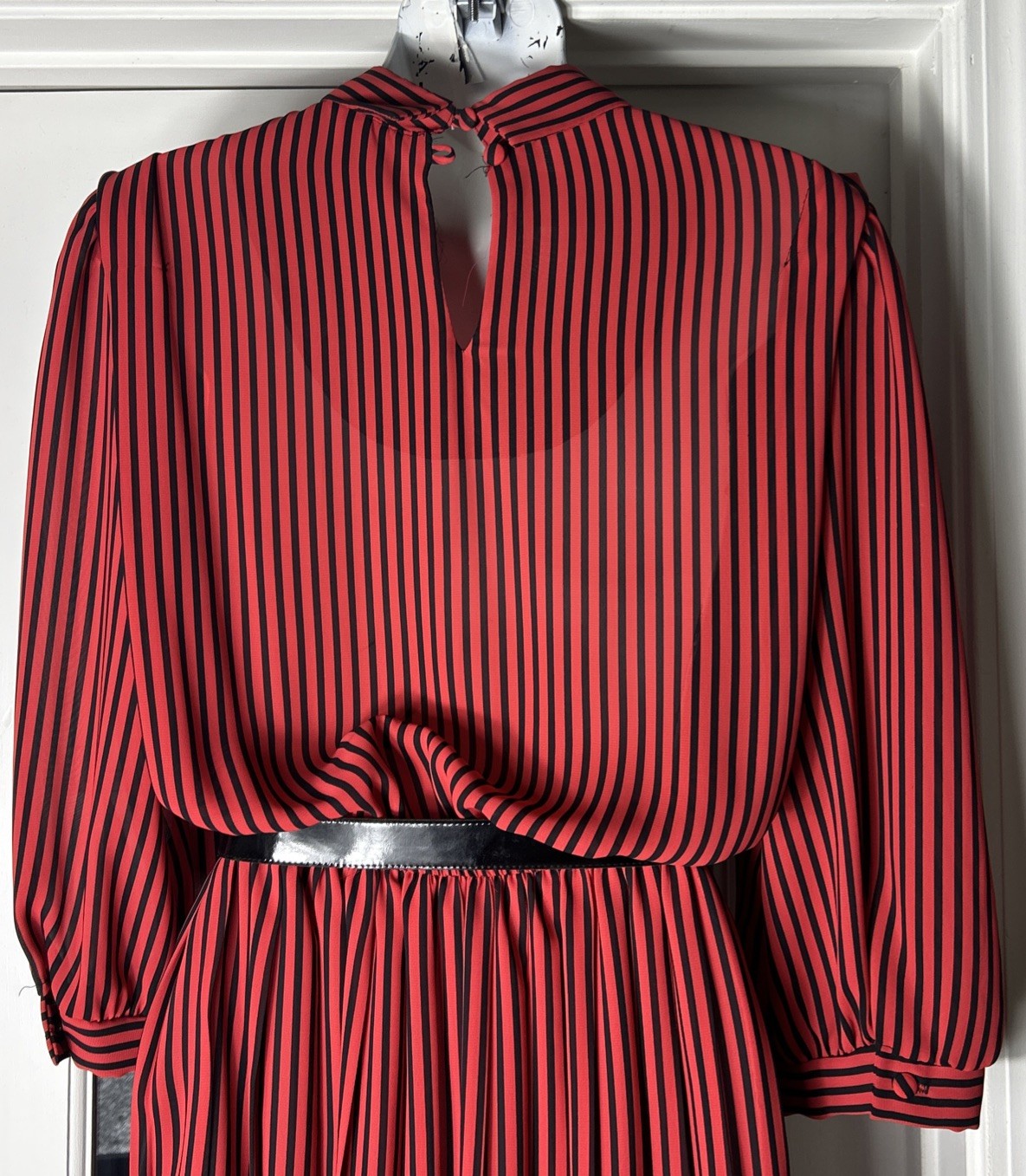 Vintage 70s shirtdress, black and red striped,long sleeves. Size 10