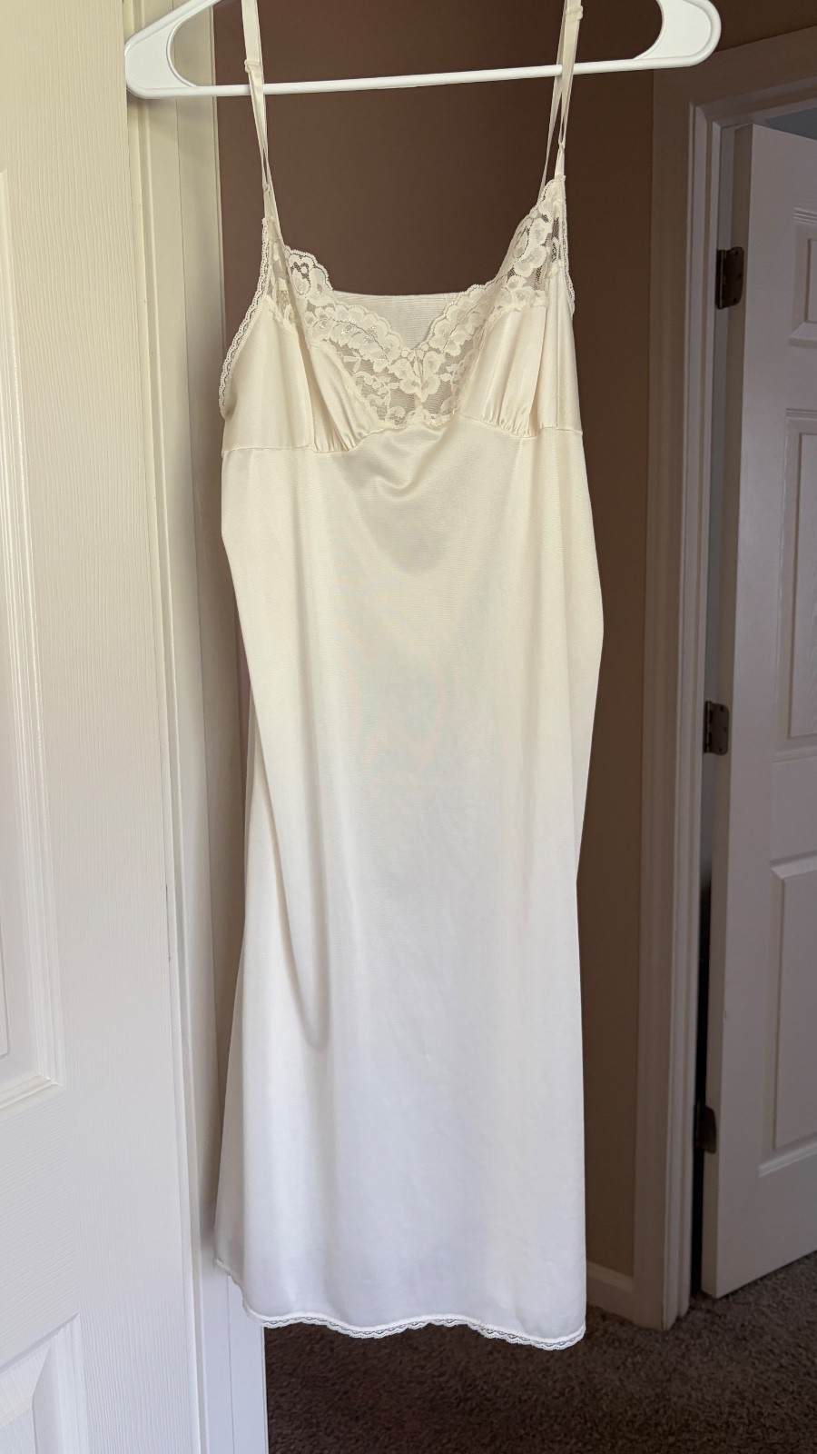 Vintage White Nylon Lace Trim Slip Dress Cottagecore Bridal Size Large