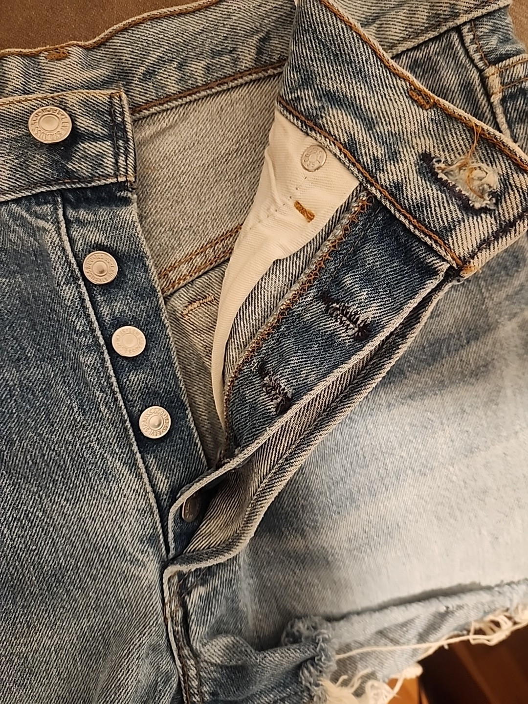 vintage levis cut-offs denim jean shorts button fly 501 cut off 70’s 80’s 31″ w