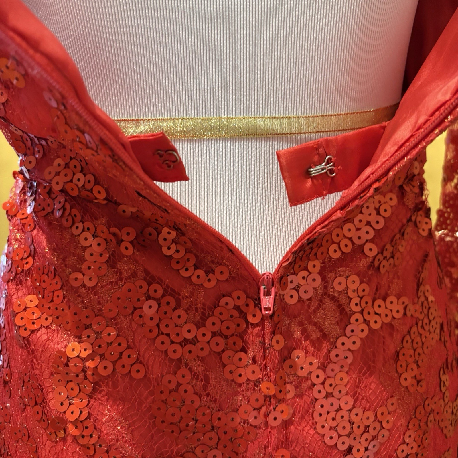 1980s Vicky Tiel Vintage Red Sequin Beaded Metallic Lace Nordstrom Dress 6