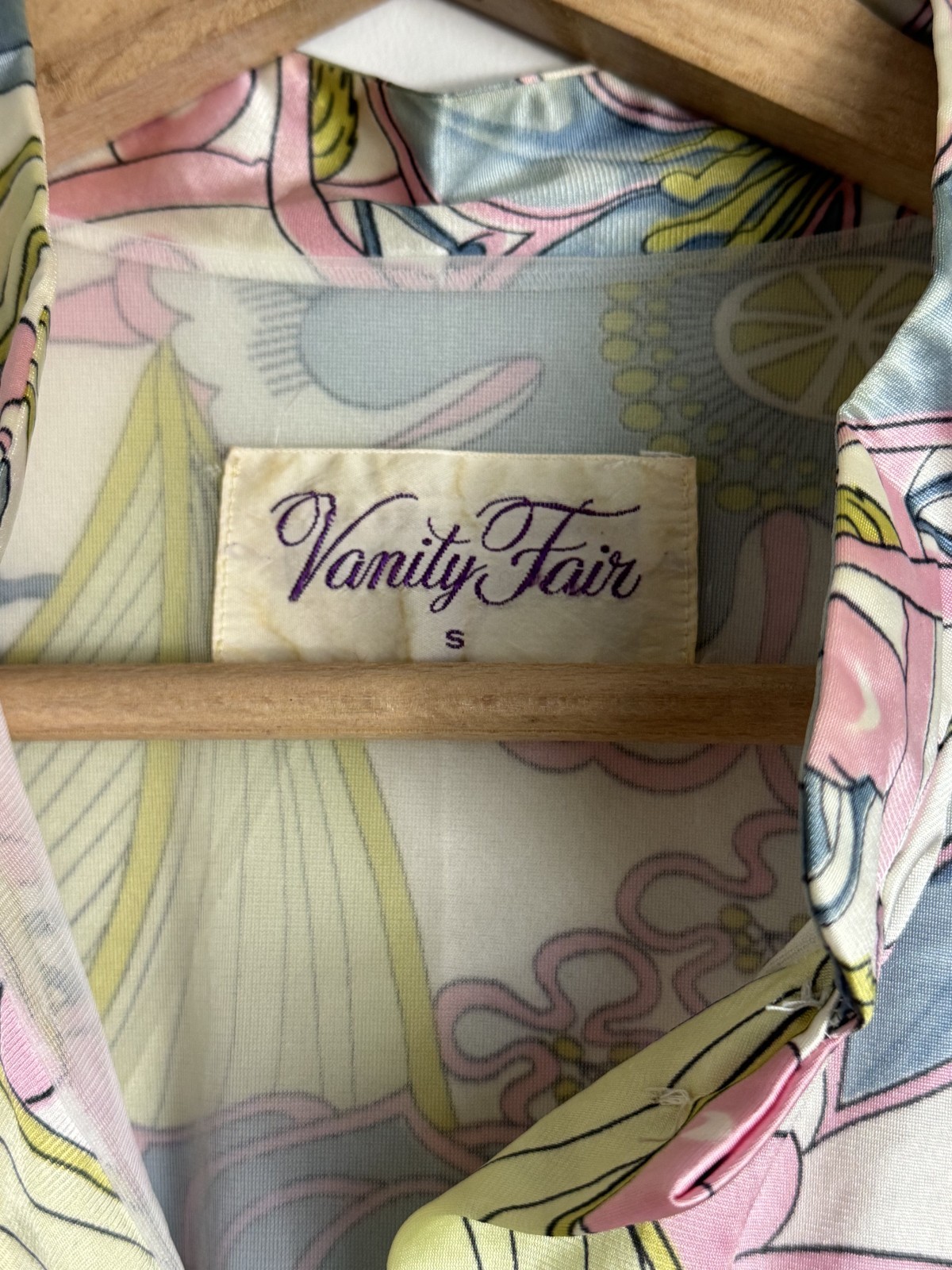 1960s Vanity Fair Floral Cherry Pattern Nightgown Robe Small – Read Description