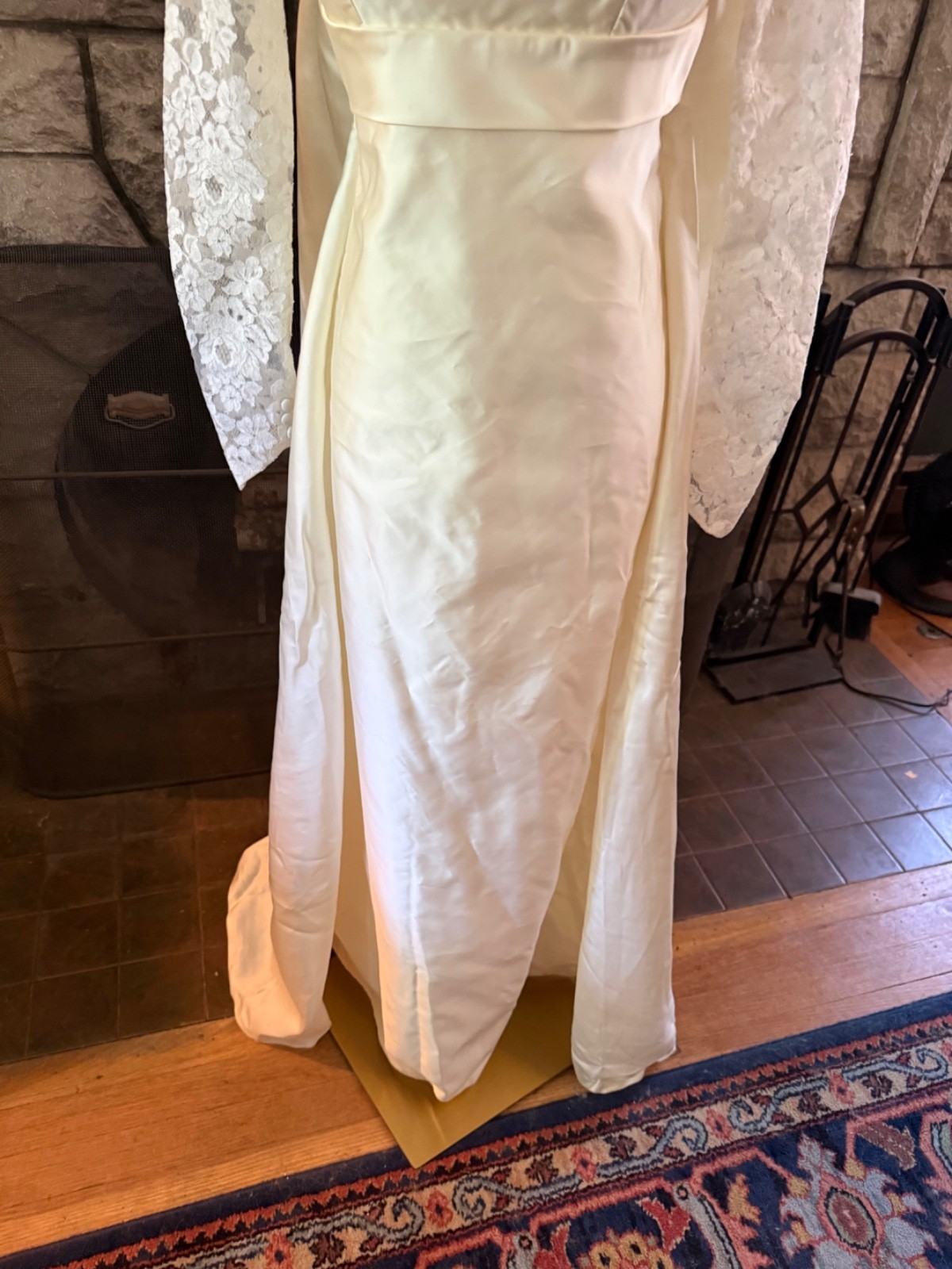 Vintage 1970’s Cottagecore Victorian Revival Wedding Gown / Dress XS / SM