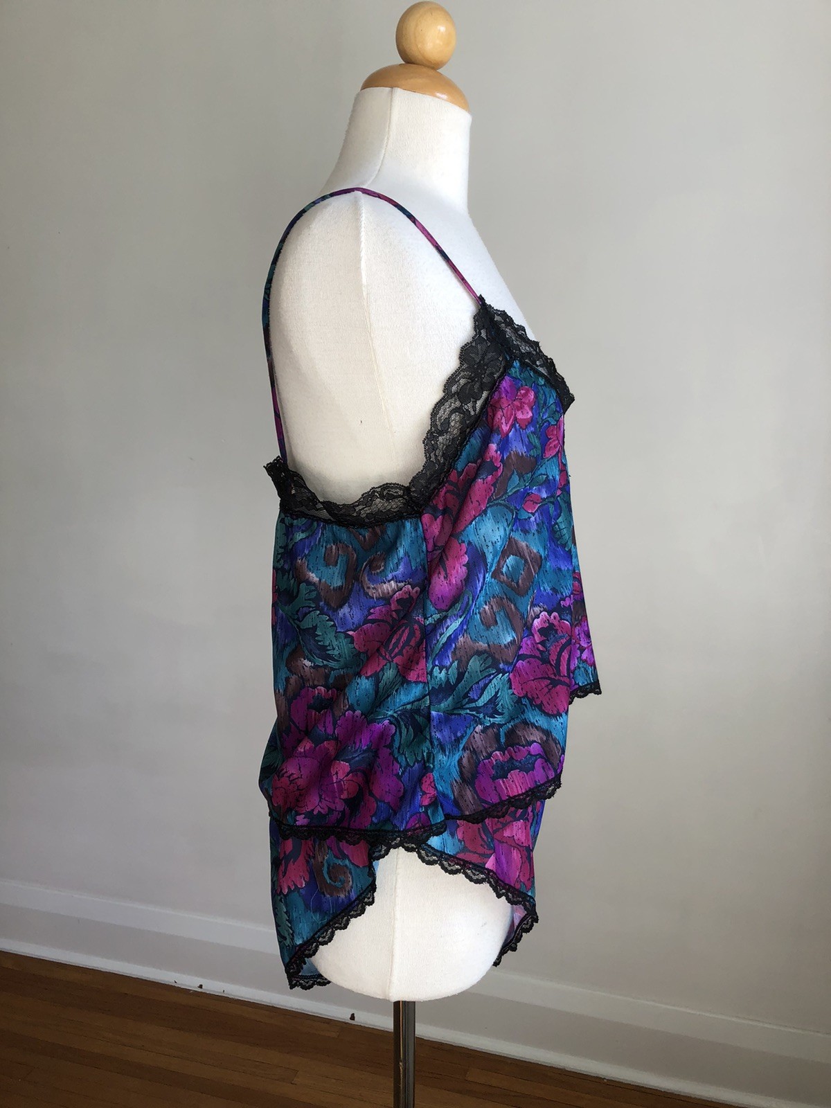 GORGEOUS VTG PETRA FASHIONS Floral Lacey 2pc Camisole & Shorts Lingerie Set SZ L