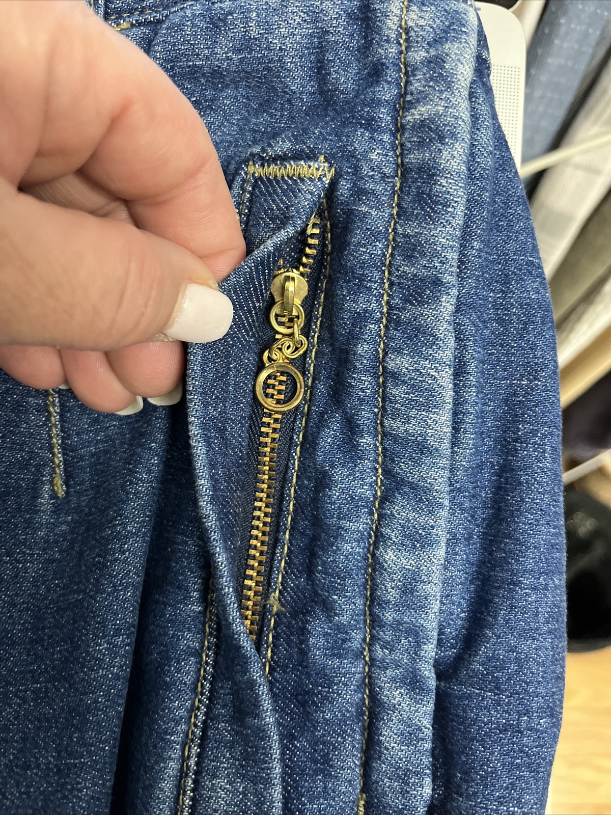 Vtg Lizwear High Waist Stirrup Jeans Size 4P Petite Side Zip Pockets