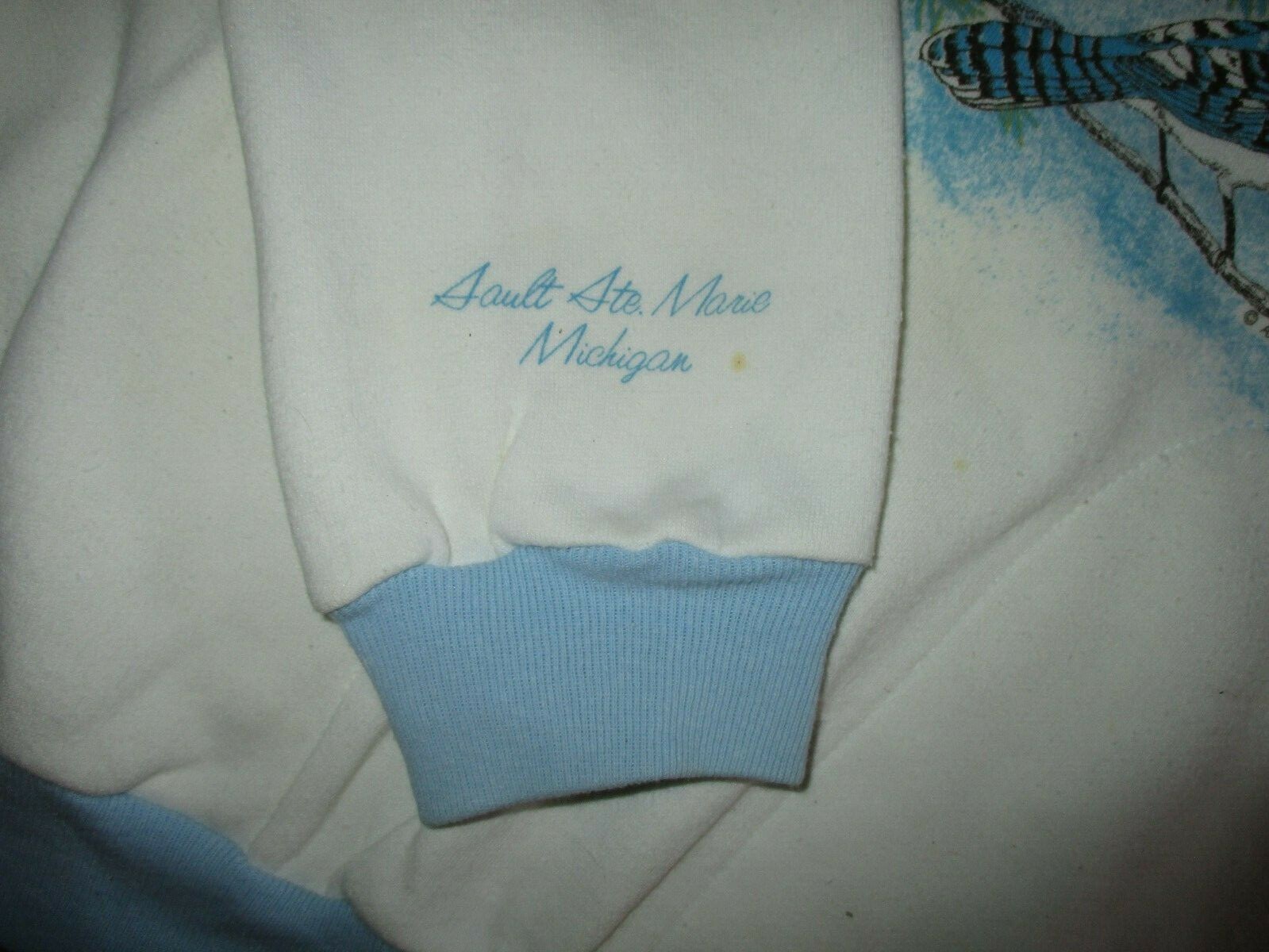 vtg 1980s BIRDS SWEATSHIRT Cardinal Bluejay White Blue Sault Ste Marie Michigan
