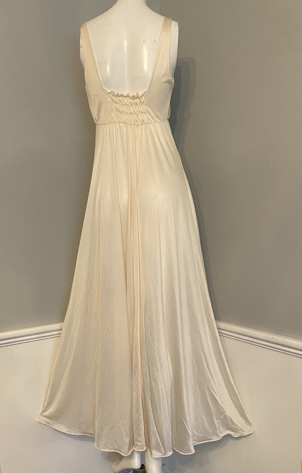Vintage Olga Silky Nylon Semi Sheer Long Nightgown Size 34 New No Tags #9741