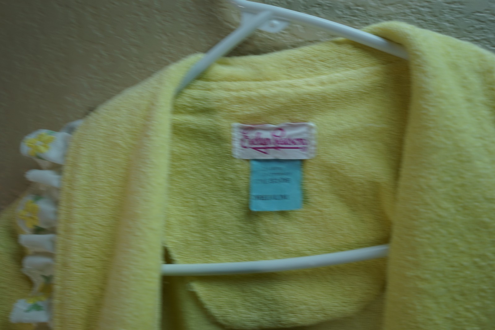 Vintage Evelyn Pearson M Yellow Terry Cloth Robe Medium Floral Ruffle Belted USA